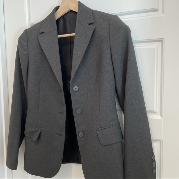 UNITED COLORS OF BENETTON MADE IN ITALY BLAZER SUIT/ PANT SET *EASY IRONING* - Picture 6 of 14